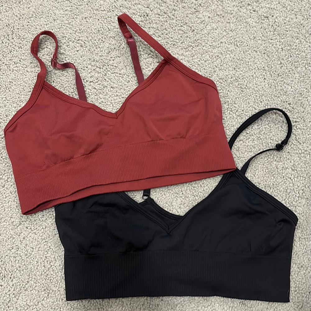 2 lululemon bras